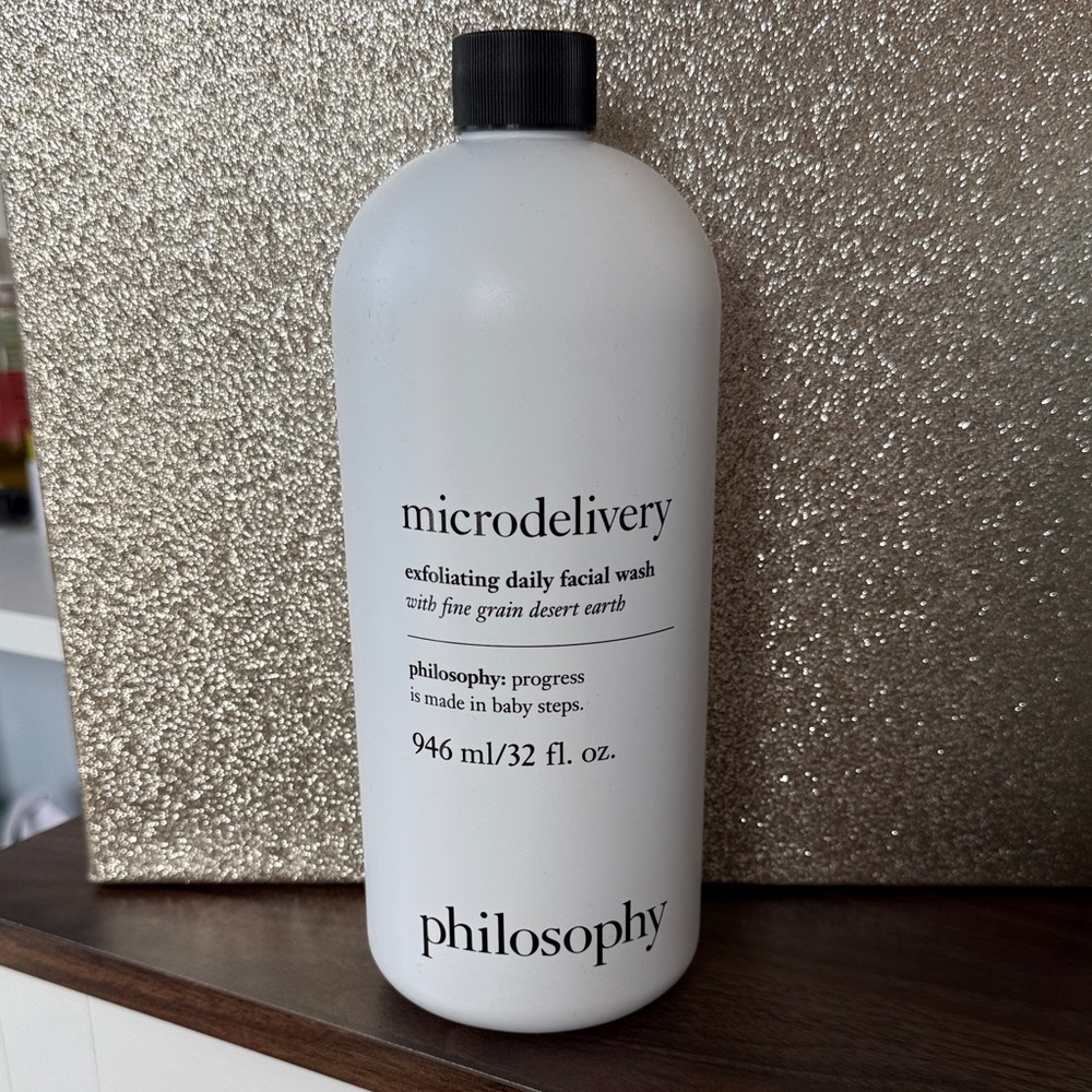 *NEW 32oz JUMBO* Philosophy Microdelivery Exfoliating Daily Facial Wash -